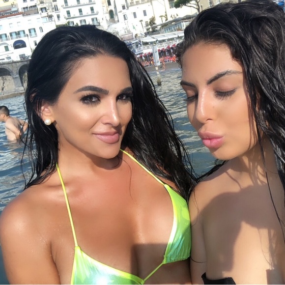 Cute bikini from ITALY - Picture 8 of 9